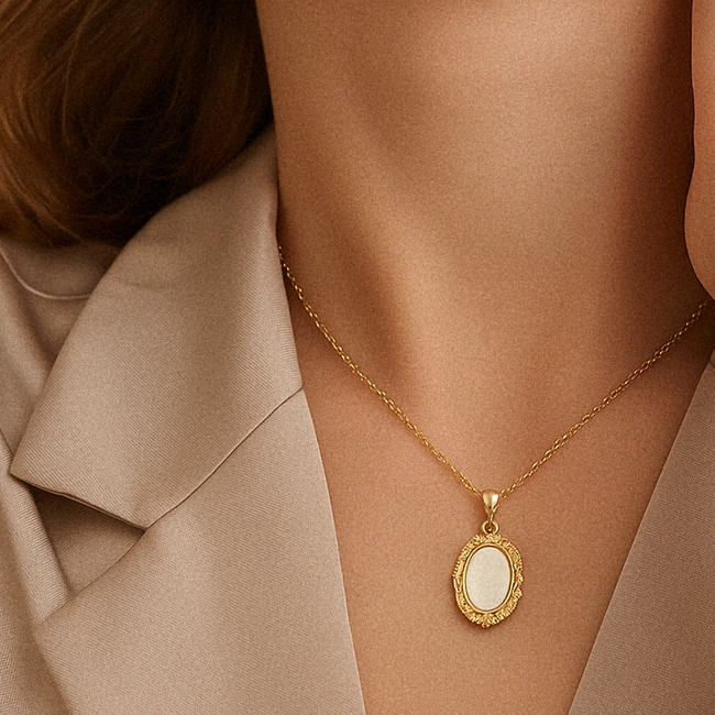 Roselle Vintage Mother Of Pearl Pendant