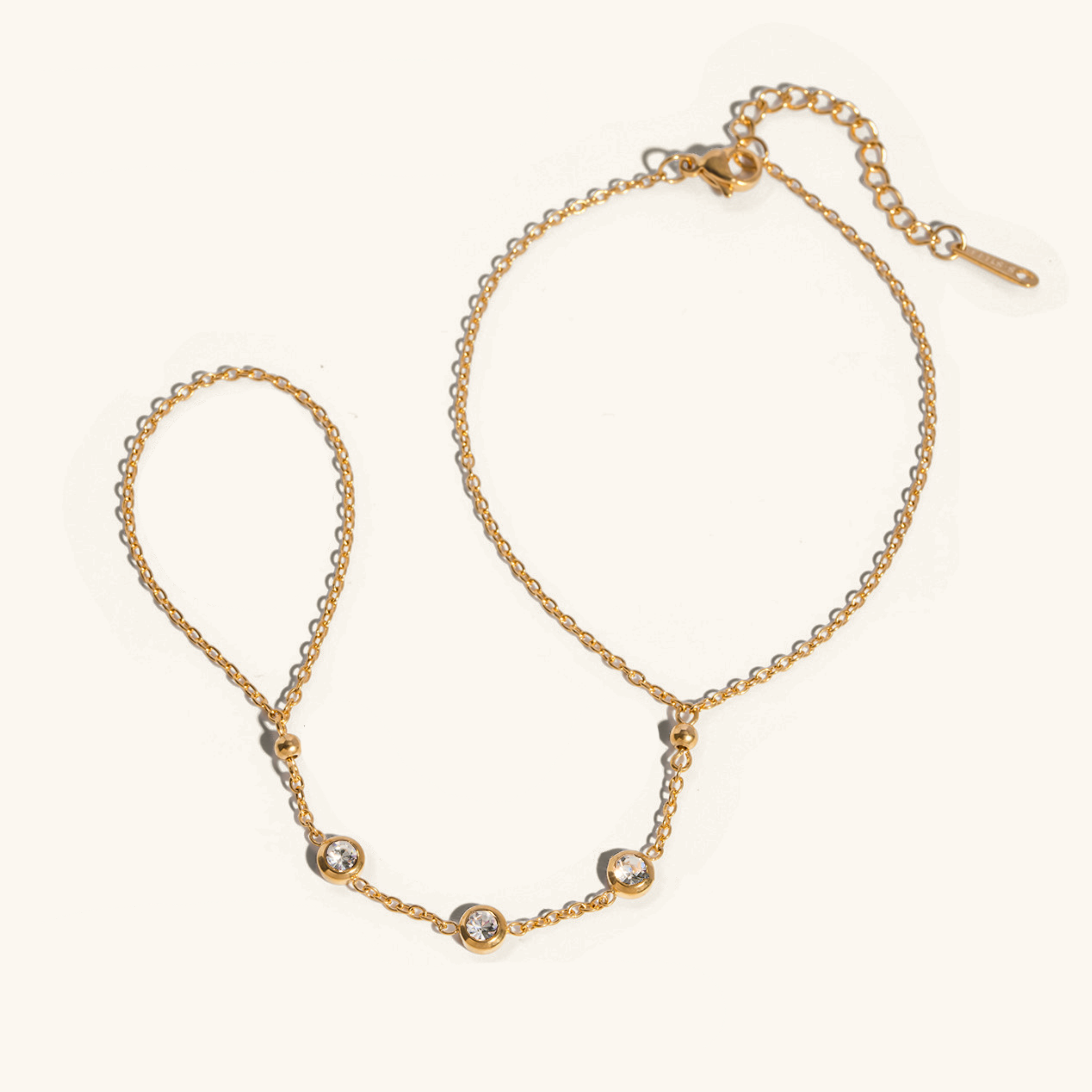 Leona Diamond Hand Chain