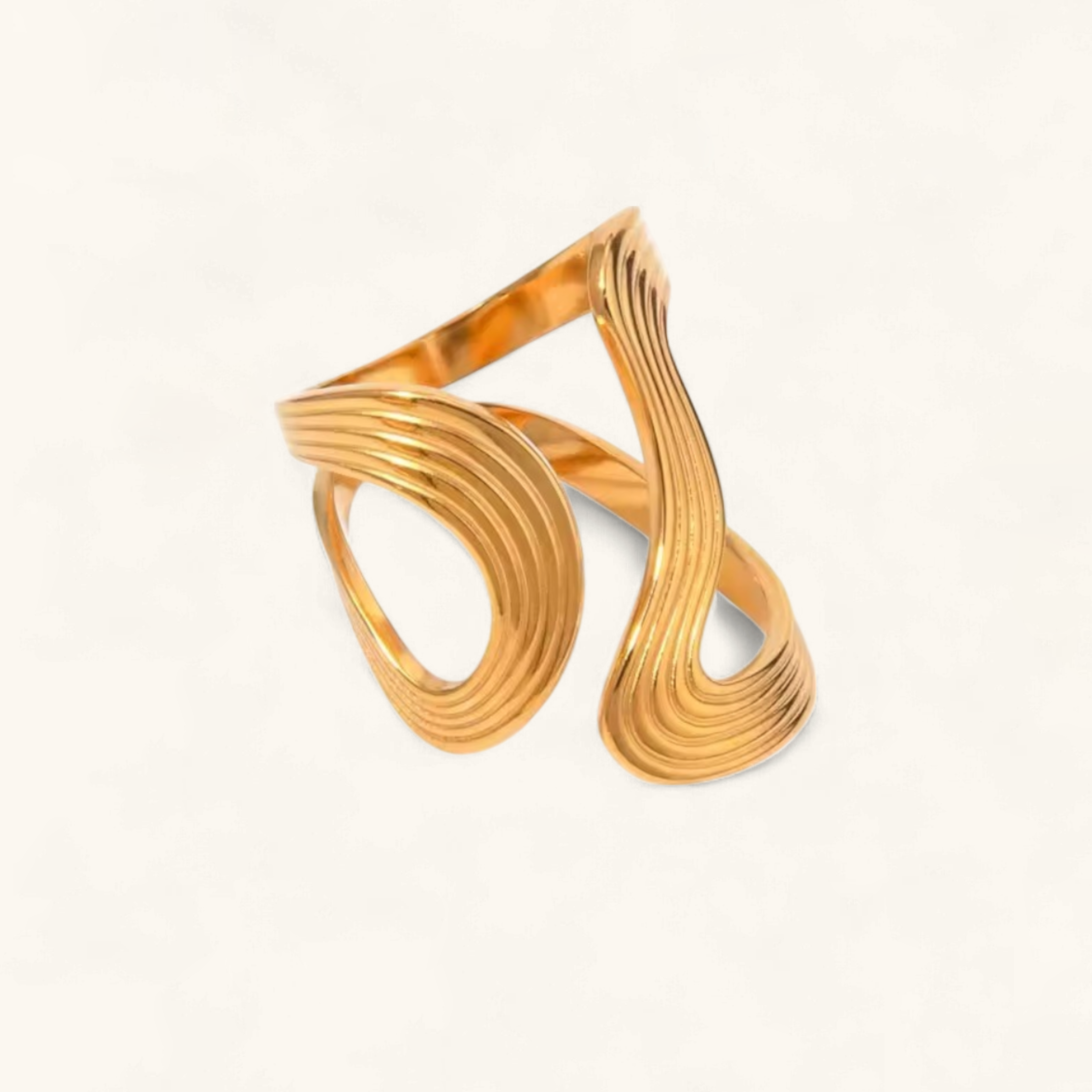Vivi Twisted Band Gold Ring