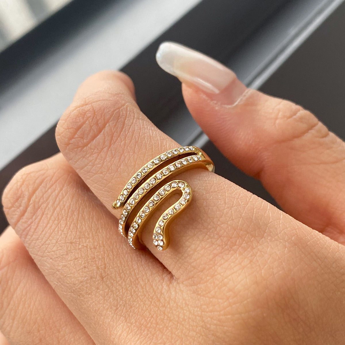 Serpentina Layered Diamond Ring