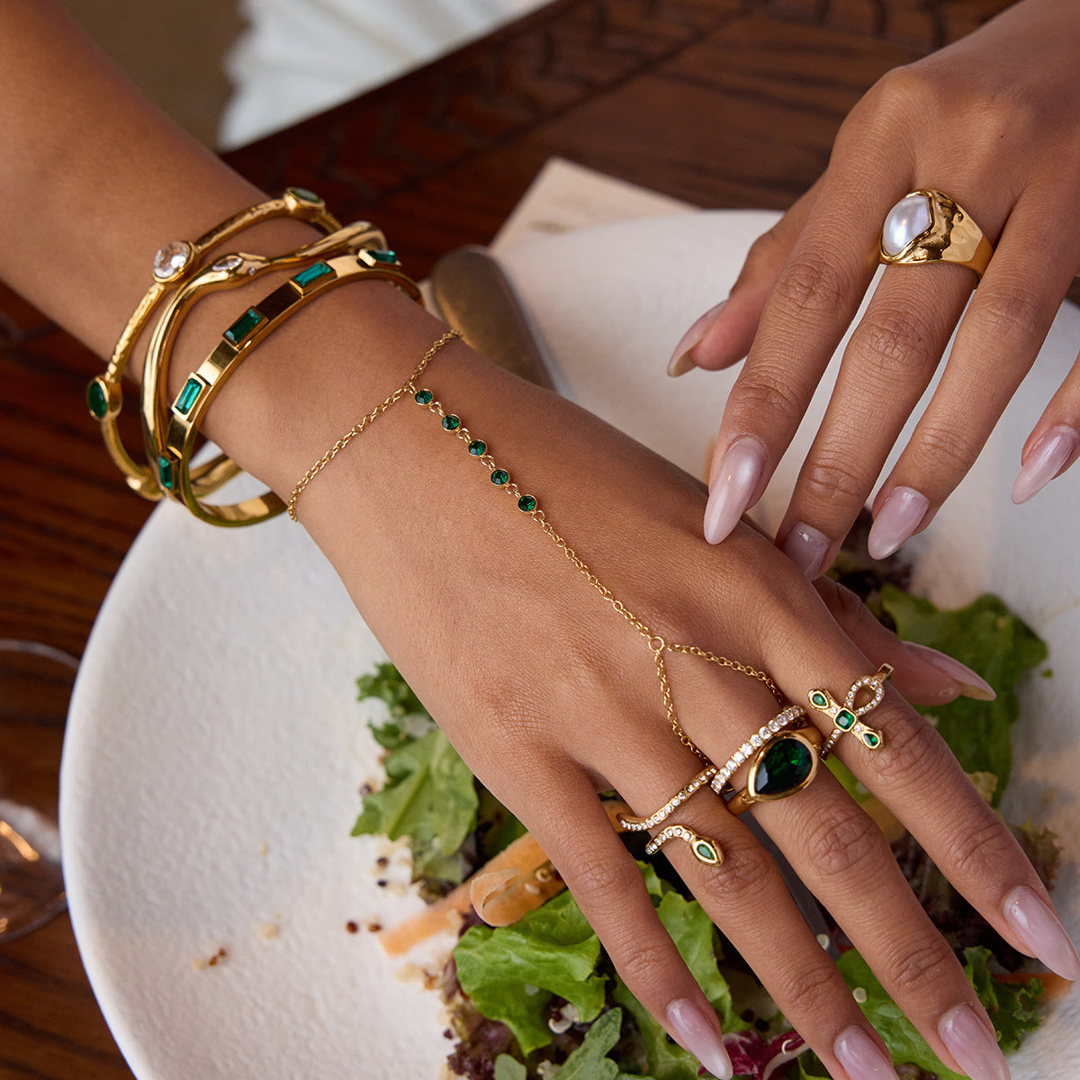 Joy Diamond Knot Gold Ring