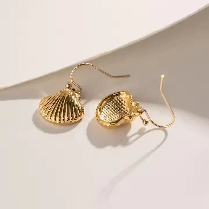 Breeze Gold Seashell Earrings