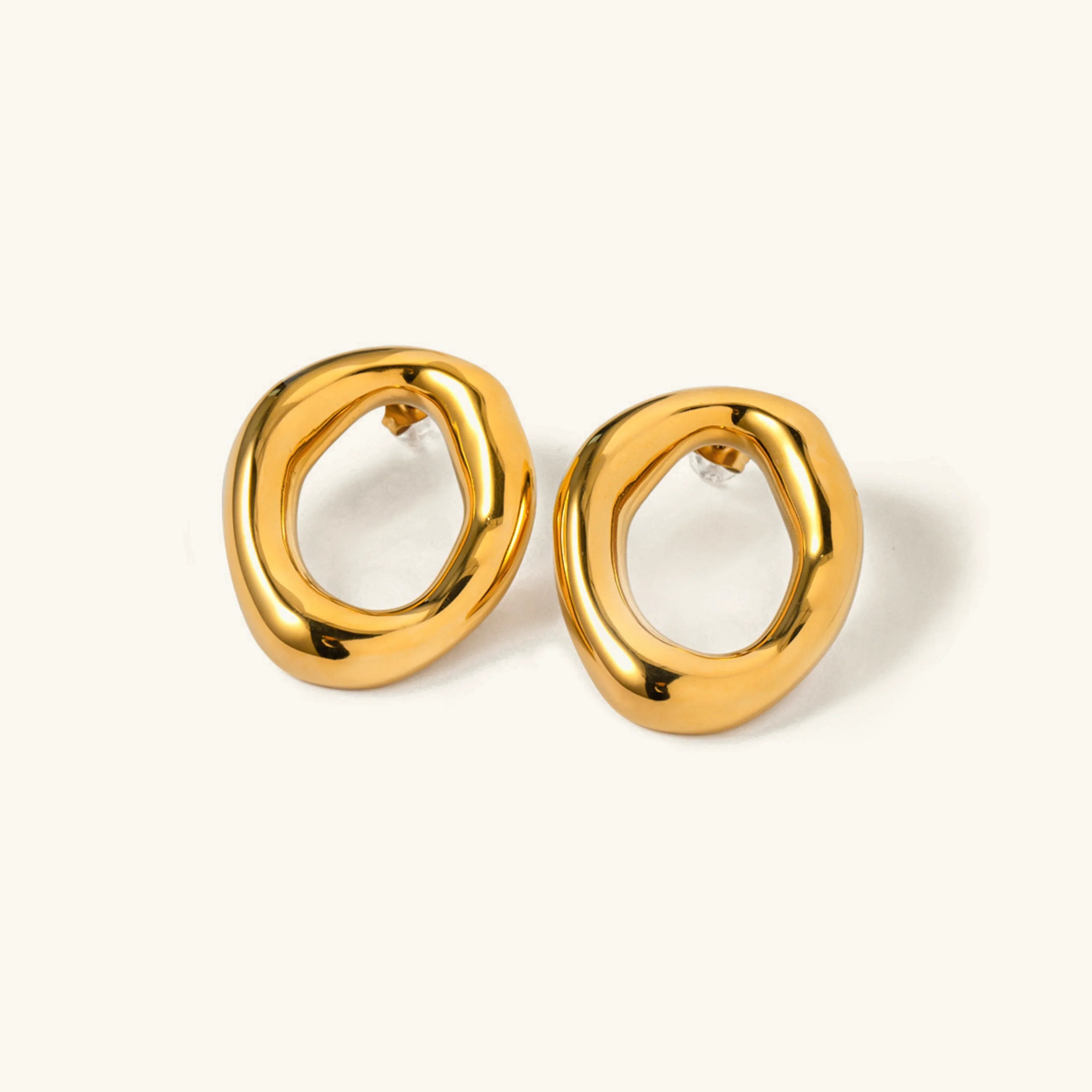 Raquel Open Oval Earrings