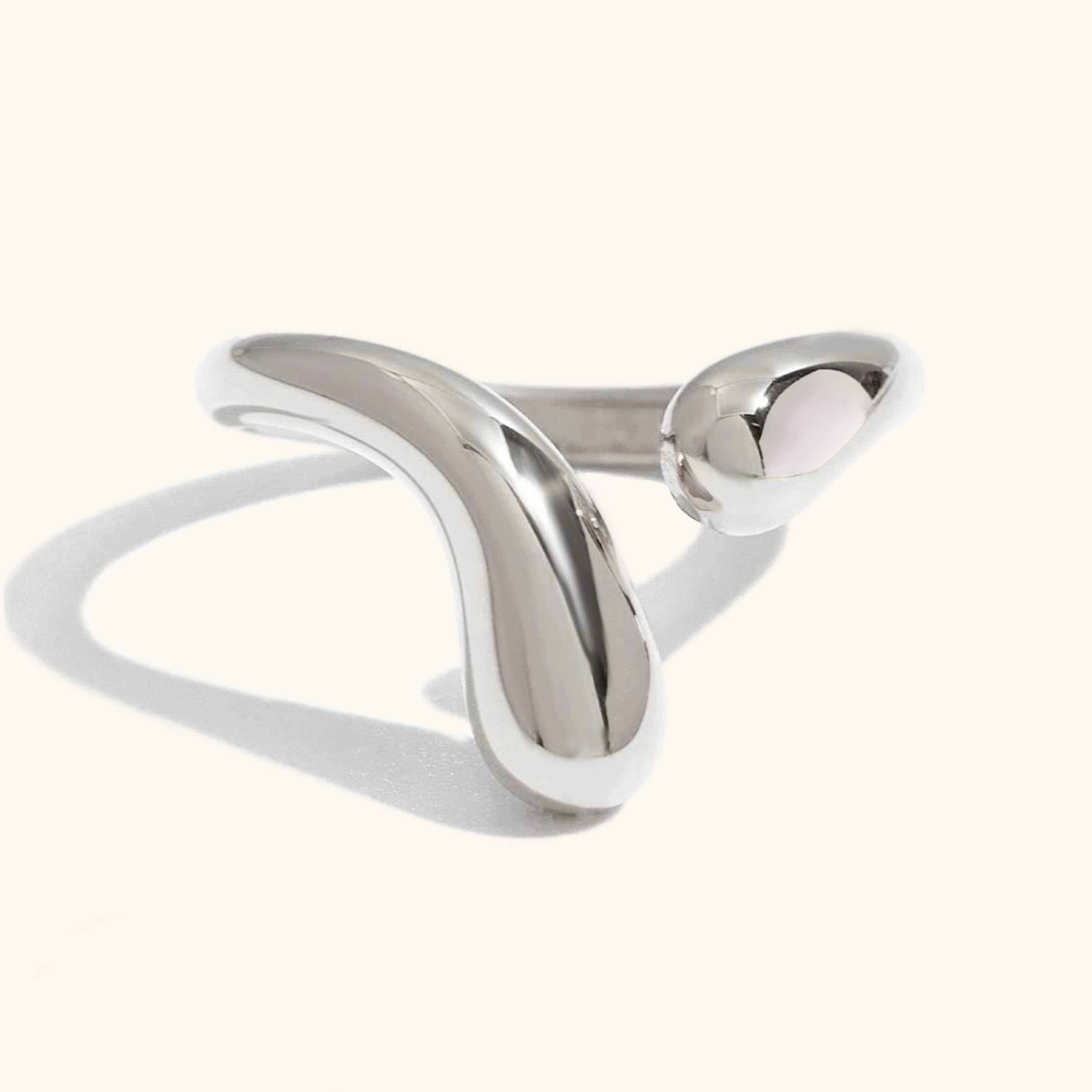Diane Twisted Band Ring