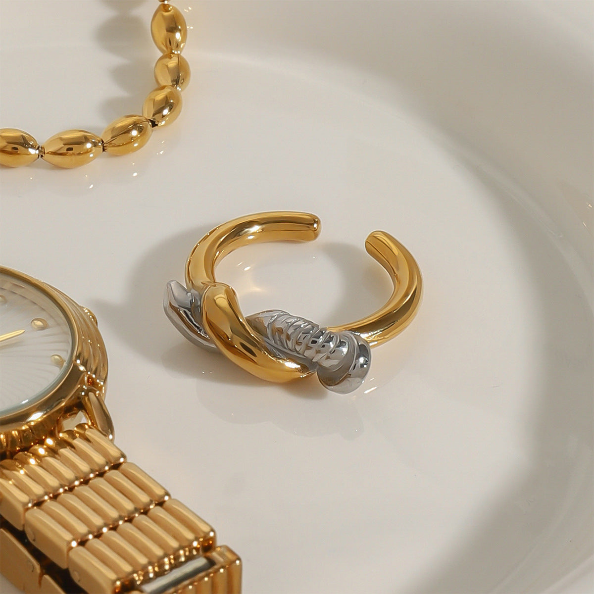 Trinity Twisted Nail Ring