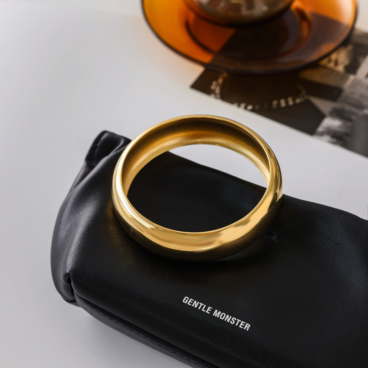 Maelis Smooth Gold Bangle