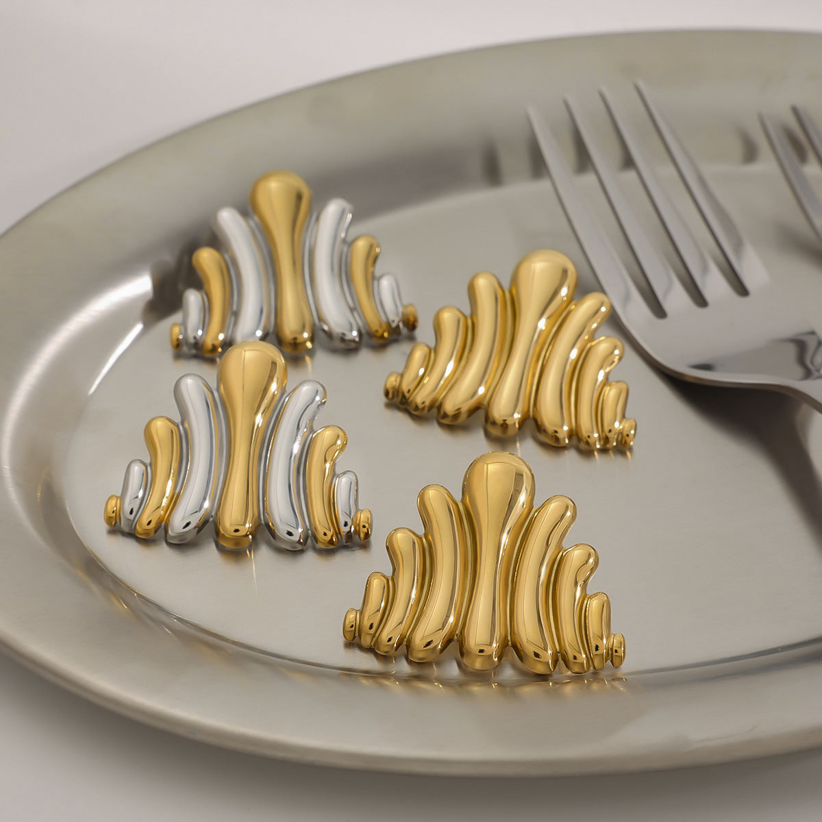 Nora Ripple Gold Earrings