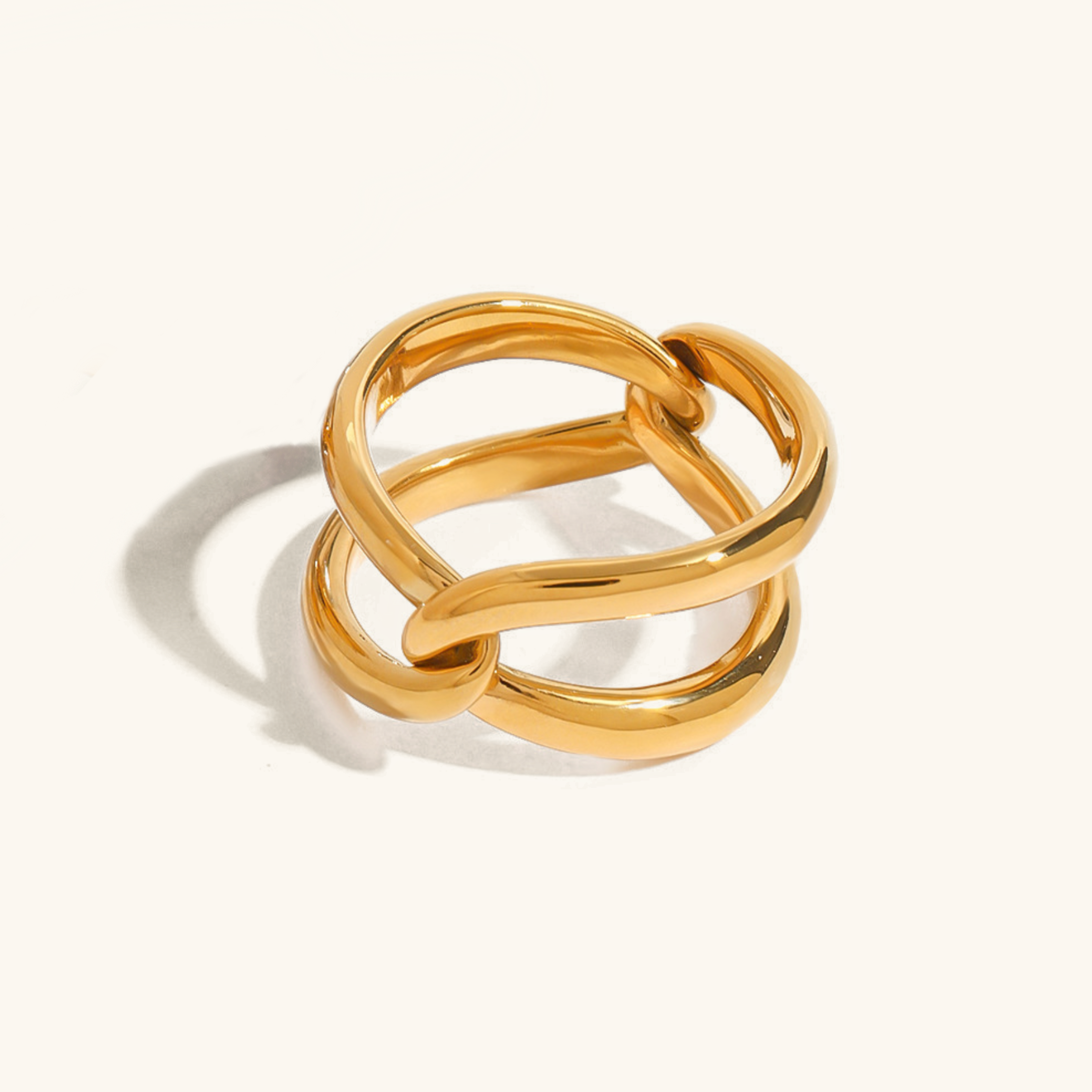 Nerine Gold Twist Ring